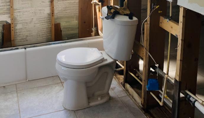 Clean toilet