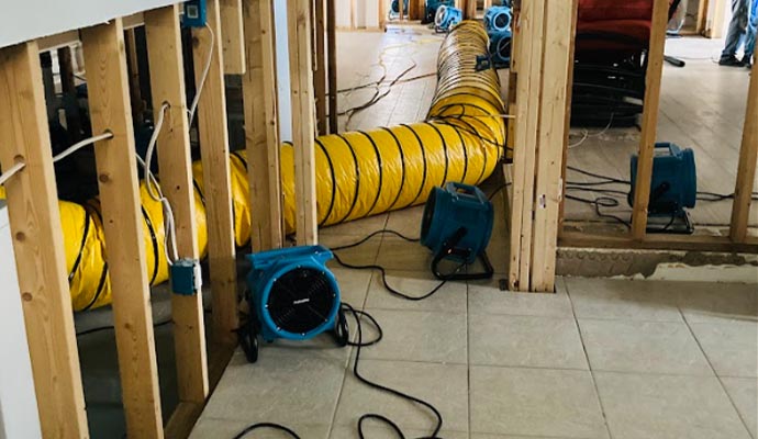 Emergency water damage restoration service