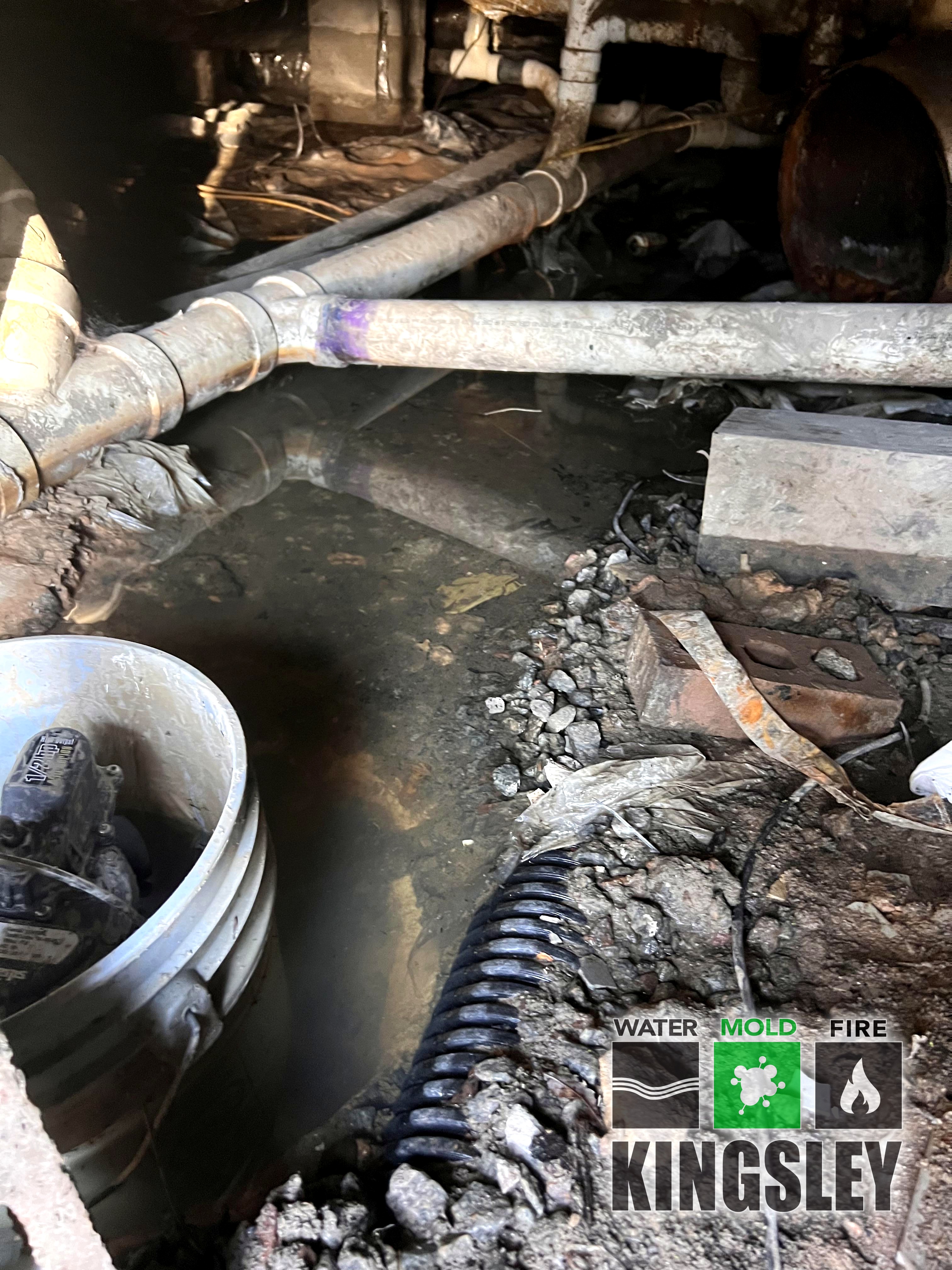 Crawlspace Standing Water Extraction and Cleanup