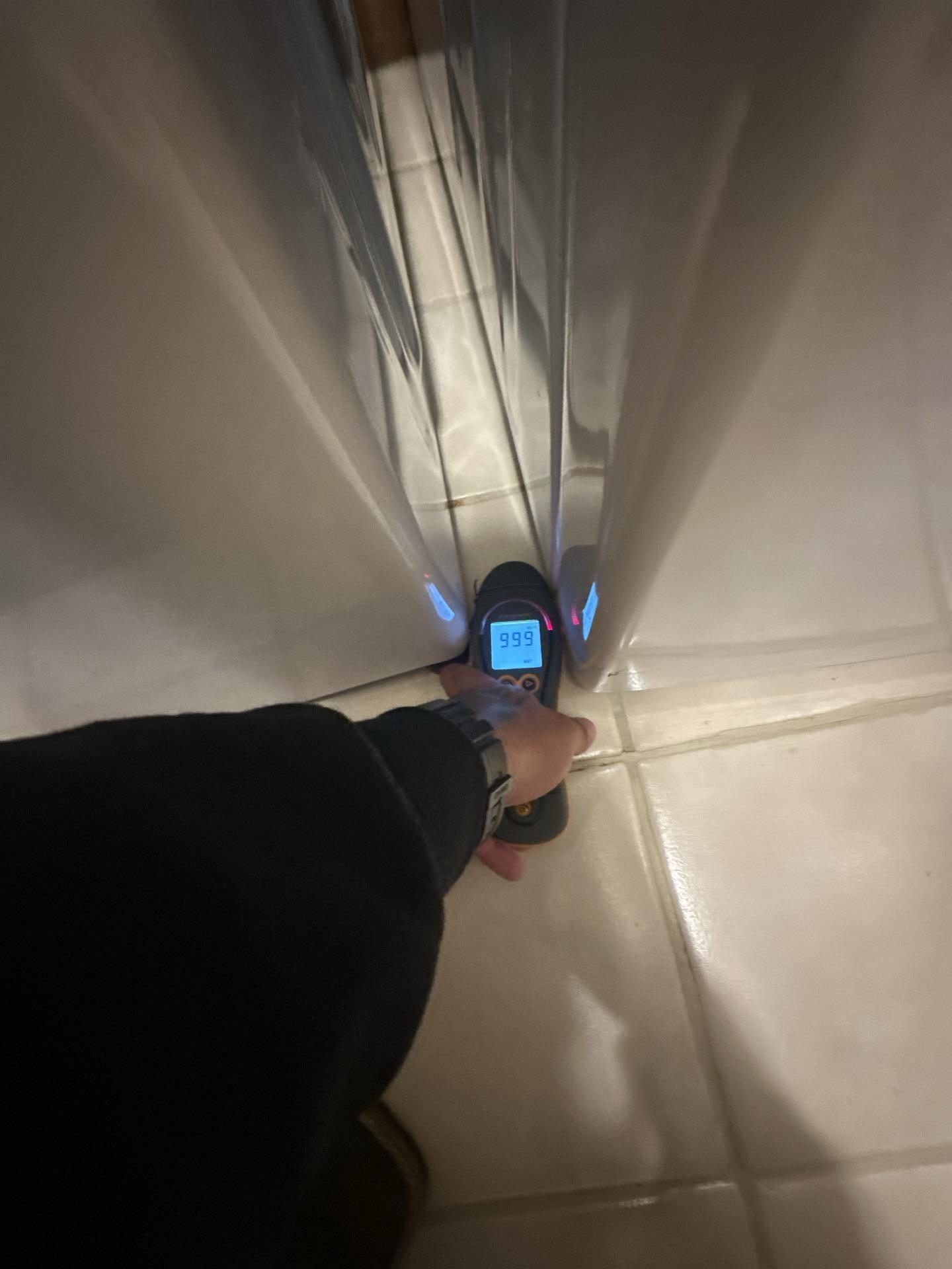 Micrometer in Laundry Room